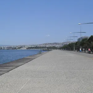 https://apt-smart-choice-central-quiet.hotelschalkidiki.net